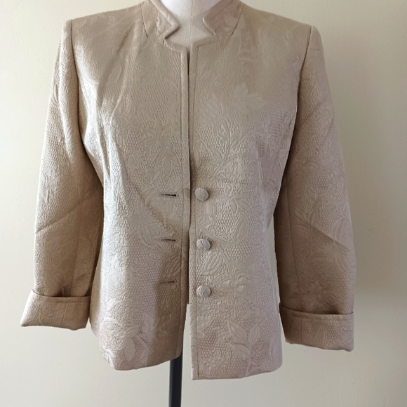 Talbots Tan Floral Textured Blazer Jacket Size 6P - Picture 1 of 10
